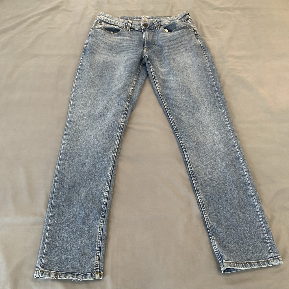 IZOD Saltwater Jeans Mens 32x32 Blue Light Wash Straight Fit Stretch Denim Pants